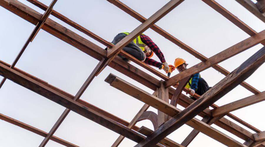 Expert new roof installation services in King, WI